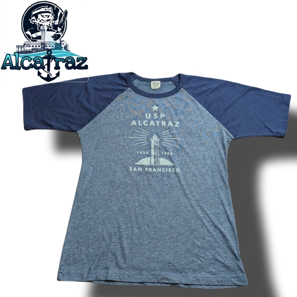 Alcatraz Tee 🔒 Like New